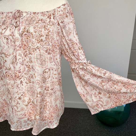 *SOLD* Floral boho peasant top - Size L - Picture 2 of 9
